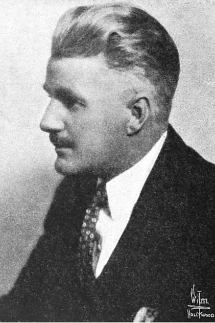 Leslie Pearce