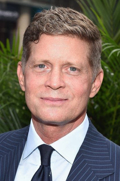 Robert Simonds Robert Simonds
