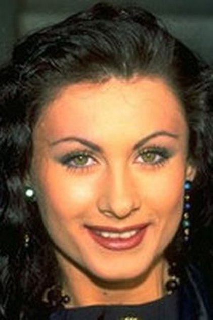 Illana Moore Illana Moore