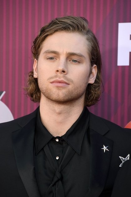 Luke Hemmings Luke Hemmings