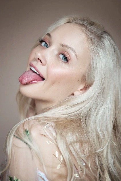 Alexandra Tulinova - 4