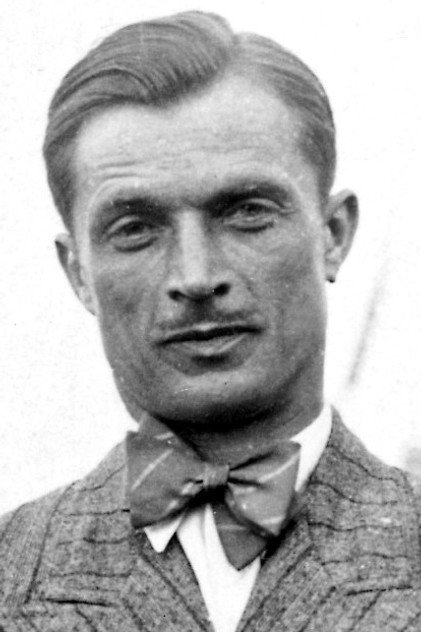 Ralph Faulkner photo 2