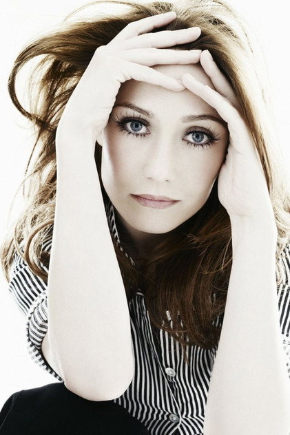 Carice van Houten - 19
