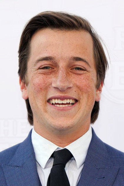 Skyler Gisondo - 5