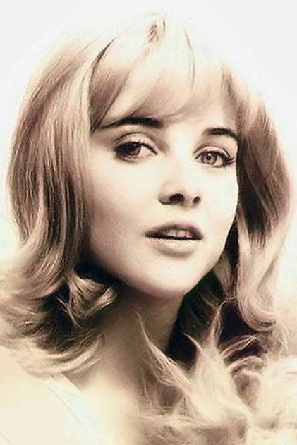 Sue Lyon - 5