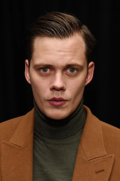 Bill Skarsgård - 10