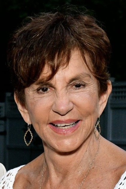 Mercedes Ruehl - 14