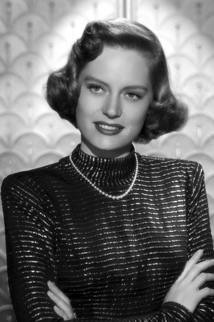 Alexis Smith - 7
