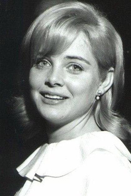 Sue Lyon - 6