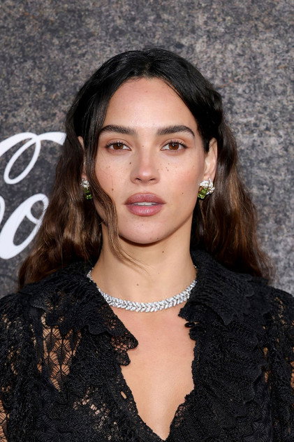 Adria Arjona - 10
