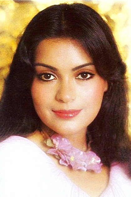 Zeenat Aman - 5
