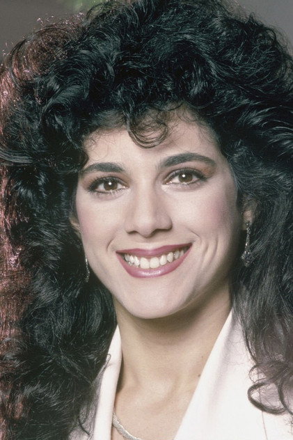 Saundra Santiago - 4