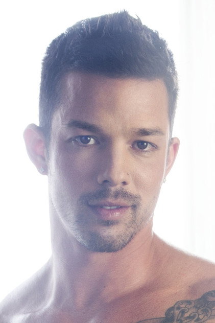 Nic Sahara photo 6