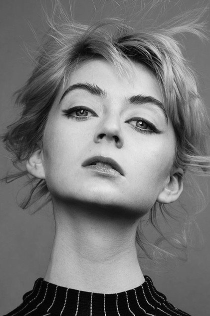 Nina Burns photo 6