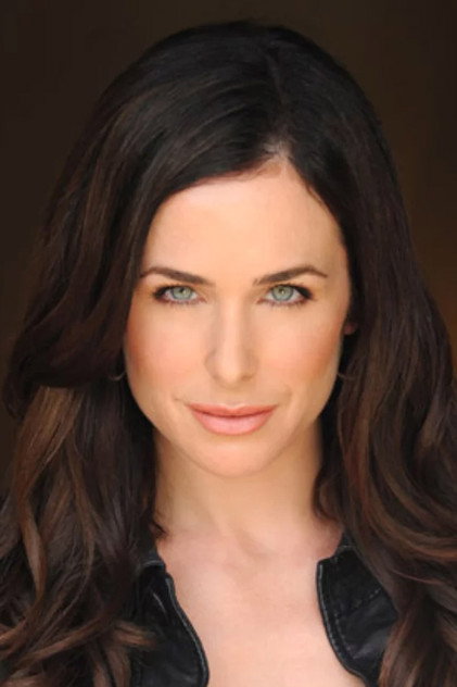 Danielle Bisutti - 9