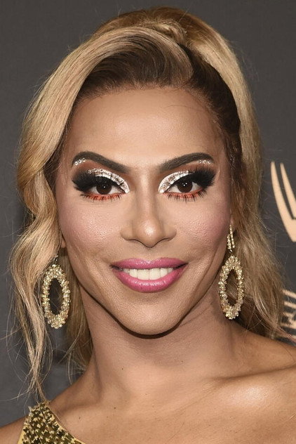 Shangela photo 3