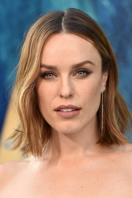 Jessica McNamee - 5