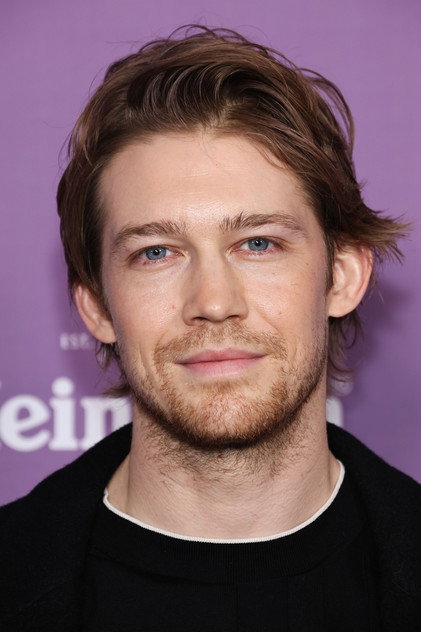 Joe Alwyn - 12