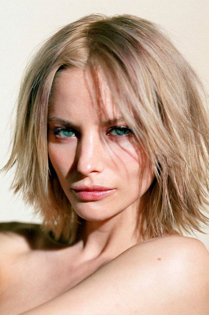 Sienna Guillory - 4