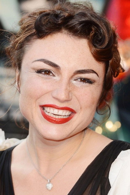 Lois Winstone photo 2