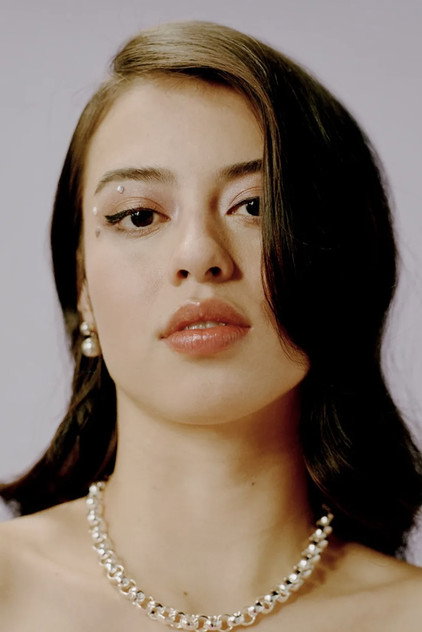 Amber Midthunder - 5