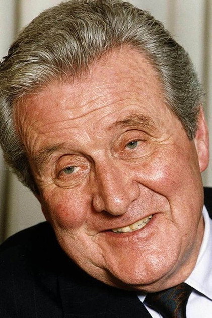 Patrick Macnee - 4