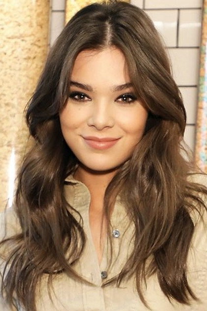 Hailee Steinfeld - 6