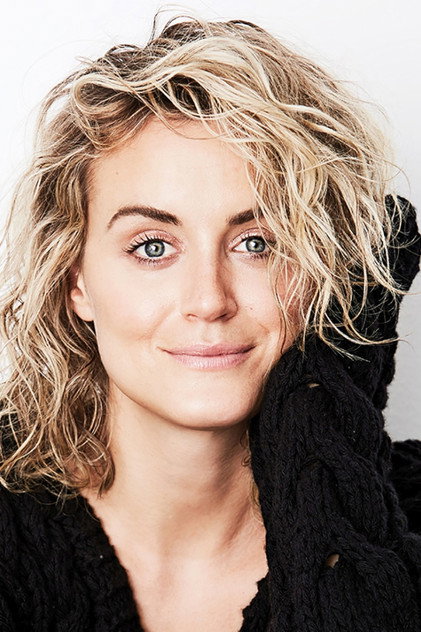 Taylor Schilling - 4