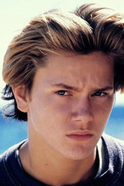 River Phoenix - 7