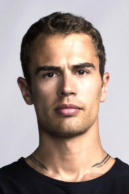 Theo James - 13