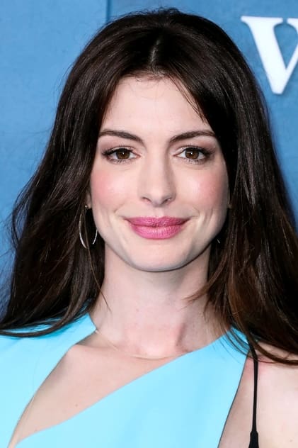 Anne Hathaway - 12