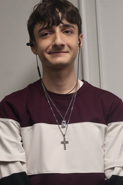 Max Hovhannisyan