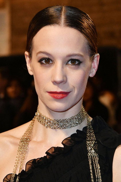 Chloe Pirrie - 4