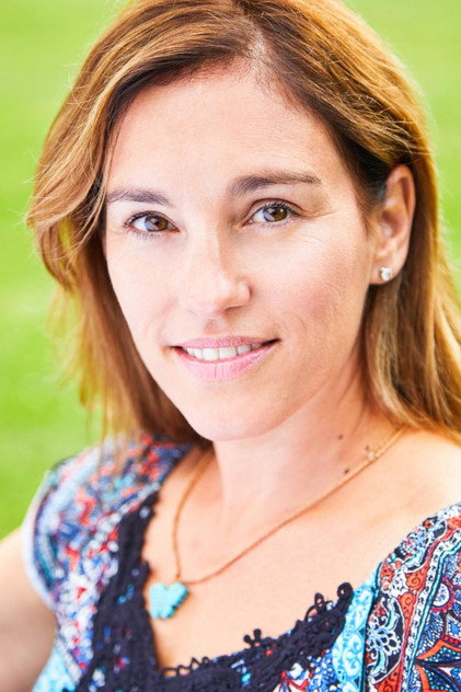 Amy Jo Johnson - 4