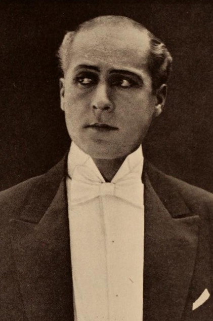 Felix Basch fotoğrafı