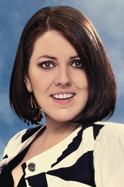 Linda Andrews photo 6