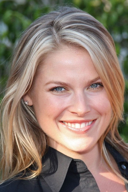 Ali Larter - 7