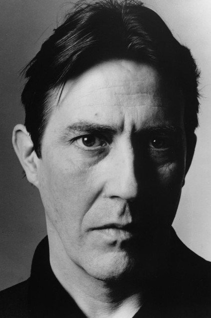 Ciarán Hinds - 9