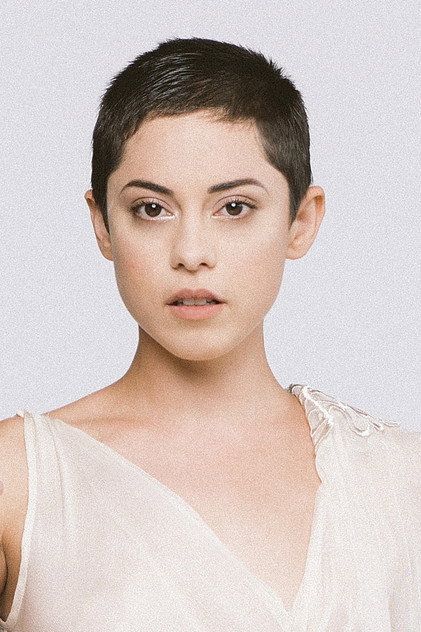 Rosa Salazar - 9