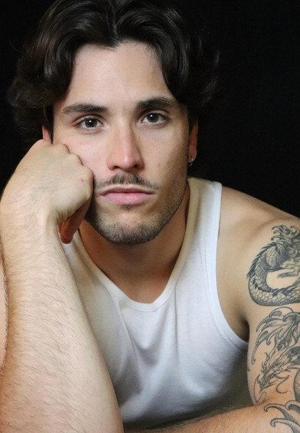 Lucas Charvet photo 2