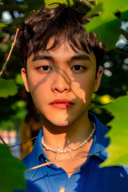 이진 profile photo