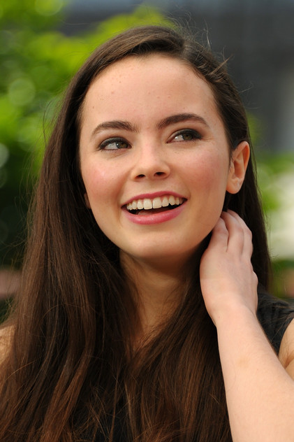 Freya Tingley - 9