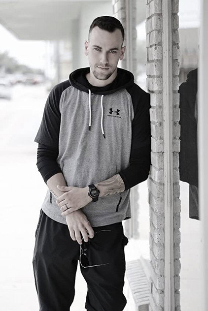Logan Van Dyke photo 2
