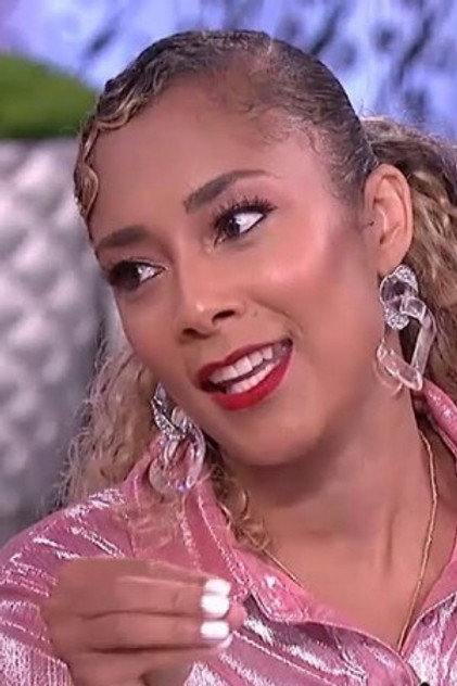 Amanda Seales - 4
