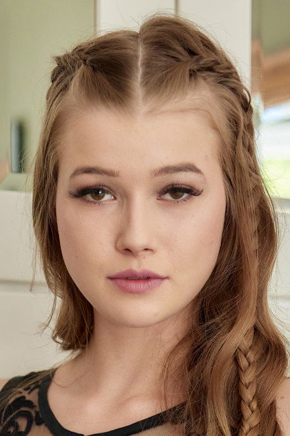 Olivia Sparkle photo 7