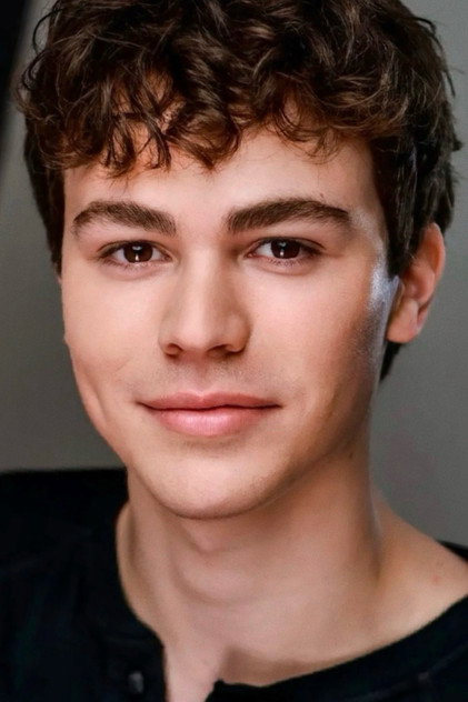 Zackary Arthur photo 5