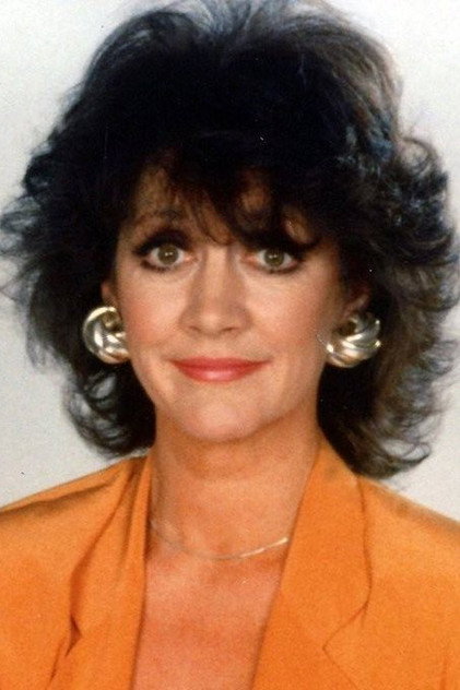 Amanda Barrie - 4