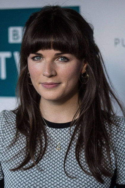 Aisling Bea - 4