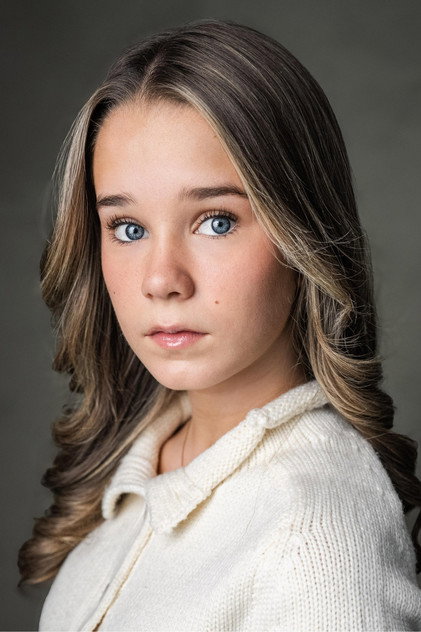Alisha Weir - 8