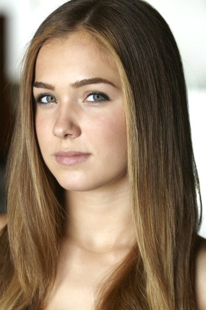 Haley Lu Richardson - 8